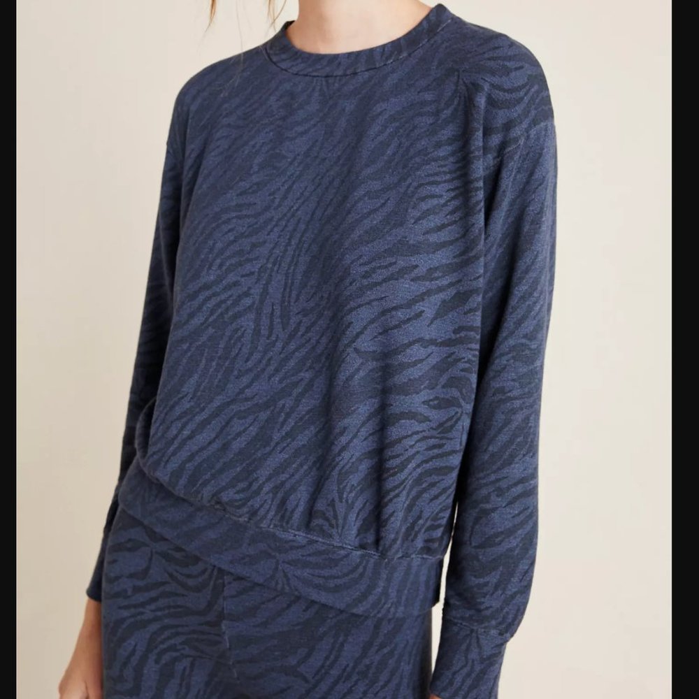 Anthropologie Sundry Zebra Pullover